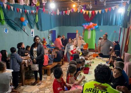 Hambre en los barrios: asisten a más de 300 personas y advierten que “hay chicos que no comen desde hace días” imagen-5