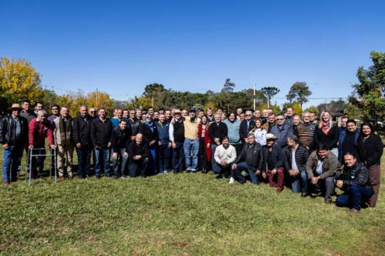 Intendentes de 67 municipios reivindicaron al gobernador Passalacqua como "máxima autoridad política del Estado y articulador estratégico" imagen-31