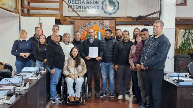 "Fadenza de la esperanza": Con la presencia de Passalacqua inauguraron en Oberá un centro destinado al acompañamiento integral de personas con consumos problemáticos imagen-29