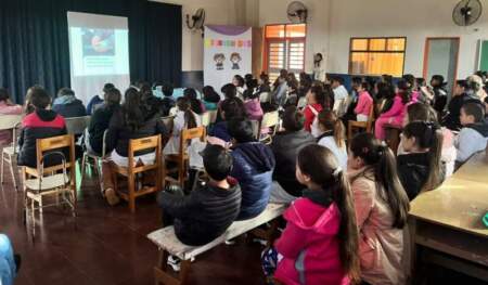 Semana de prevención de adicciones conductuales: foco en juegos de apuestas y consumo digital en escuelas de Misiones imagen-3