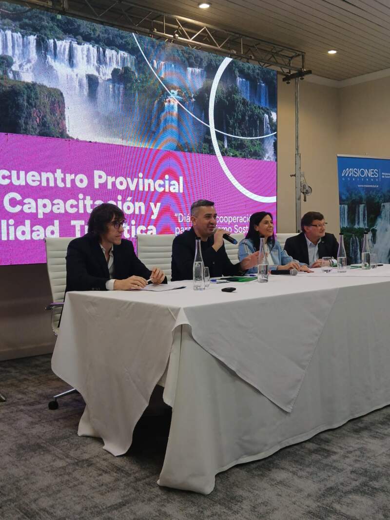 Puerto Iguazú reunió a referentes del sector turístico en una jornada provincial sobre calidad, innovación y sostenibilidad imagen-6