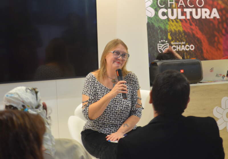 Silvia Hedman presentó su obra, "Memorias del Silencio" en la Feria Internacional del Libro de Buenos Aires imagen-12