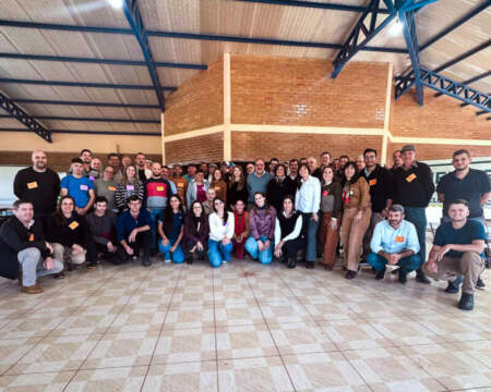 Misiones reunió por primera vez a toda la cadena frutícola para diseñar el futuro del sector imagen-11
