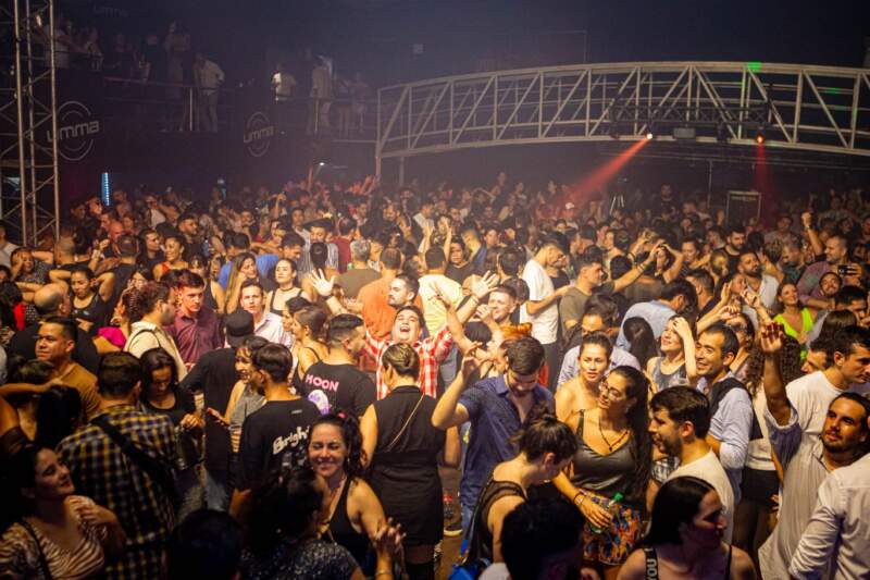 Posadas explota este sábado: música, fiesta y gastronomía en una jornada que no da respiro imagen-4