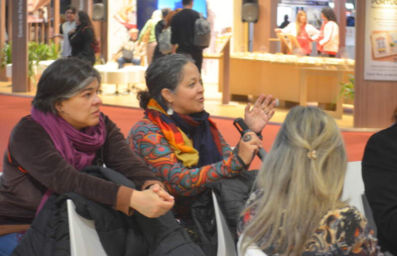 Silvia Hedman presentó su obra, "Memorias del Silencio" en la Feria Internacional del Libro de Buenos Aires imagen-10