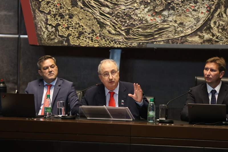 “Hay datos, no relatos”: Passalacqua aseguró que Misiones atrae empresas pese al debate impositivo imagen-12
