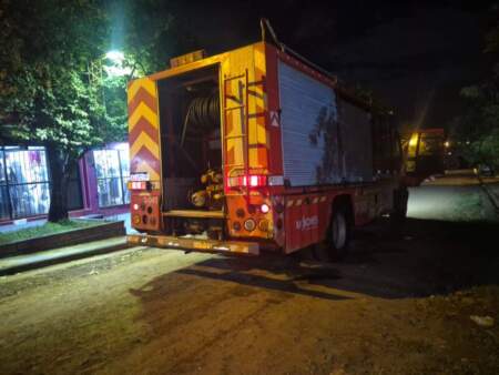 Incendio en una vivienda de Posadas: no hubo lesionados y buscan a una sospechosa imagen-11