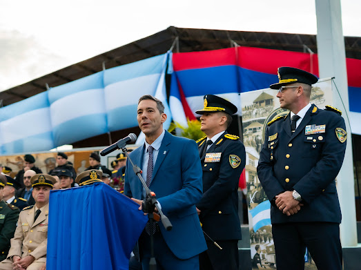 Con reconocimientos, mensaje institucional y desfile, la Policía finalizó sus actividades por su 170° aniversario 5 Con reconocimientos, mensaje institucional y desfile, la Policía finalizó sus actividades por su 170° aniversario imagen-4