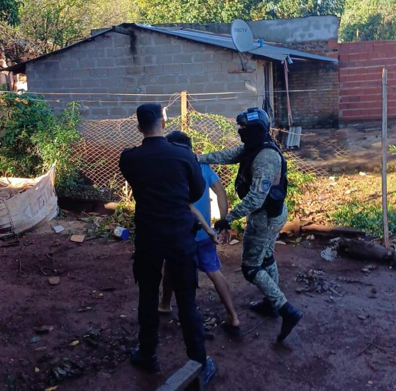 Cayó la banda que desvalijó una casa en Oberá: cuatro detenidos y bienes recuperados tras allanamientos imagen-2