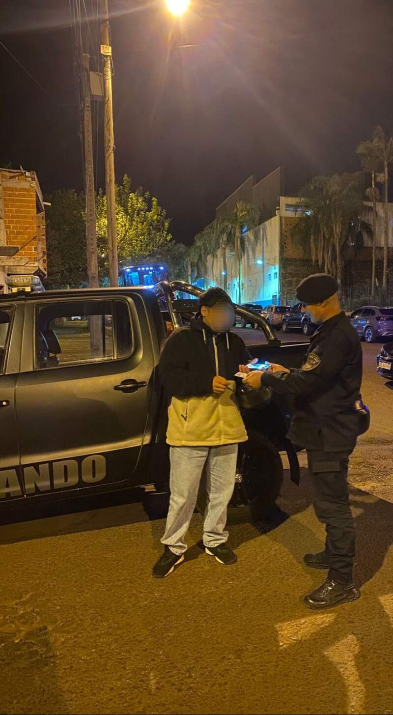 En las gélidas noches registradas en Misiones, la Policía asistió y resguardó a 16 personas vulnerables en Eldorado y Oberá imagen-8