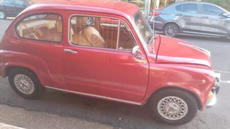 Con el "fitito" no: forzaba un clásico Fiat 600 y una patrulla urbana lo arrestó de inmediato en pleno centro posadeño imagen-11