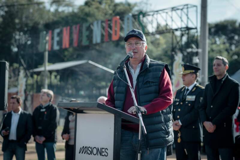 En el aniversario de Almafuerte, Passalacqua resaltó que “si no fuese por el pueblo misionero sería muy difícil avanzar” en el desarrollo de la provincia imagen-22