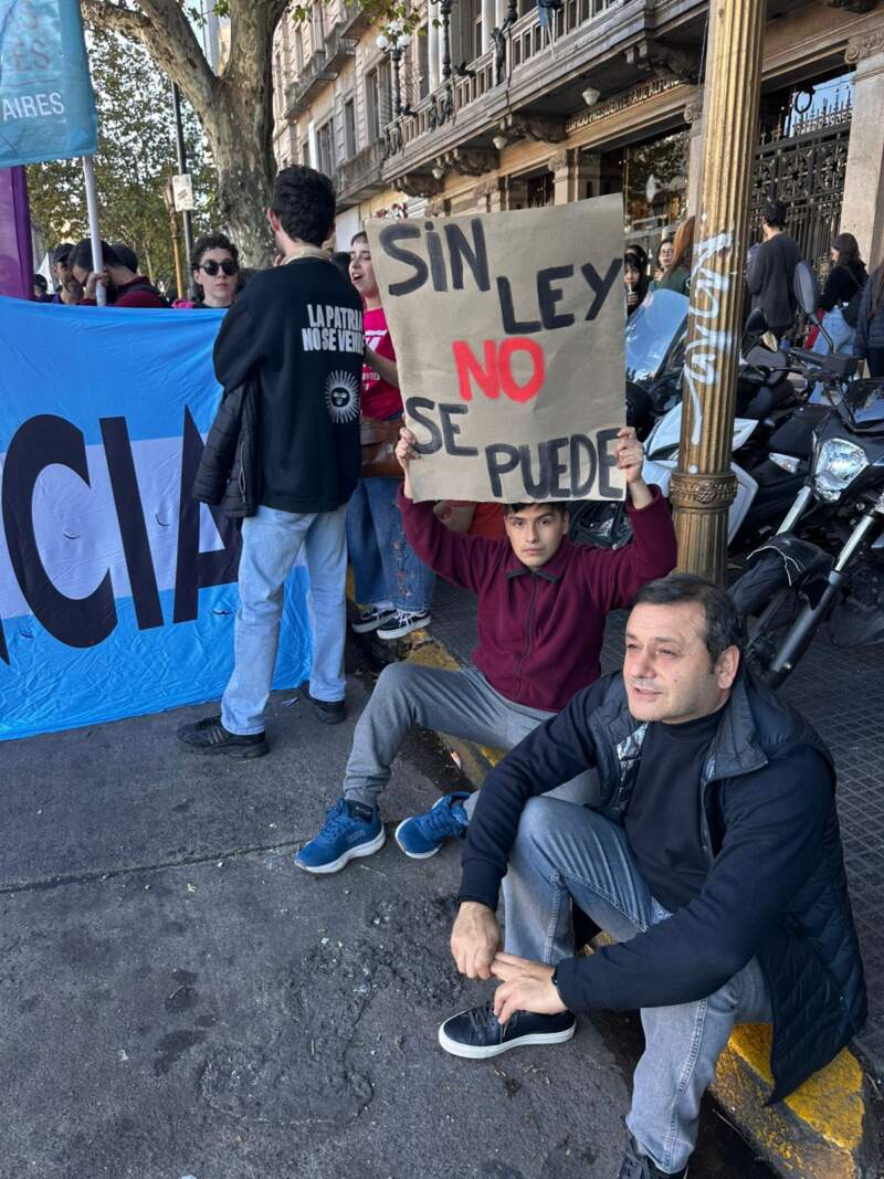 Herrera Ahuad respaldó la marcha universitaria y pidió que Nación “cumpla la ley” imagen-14