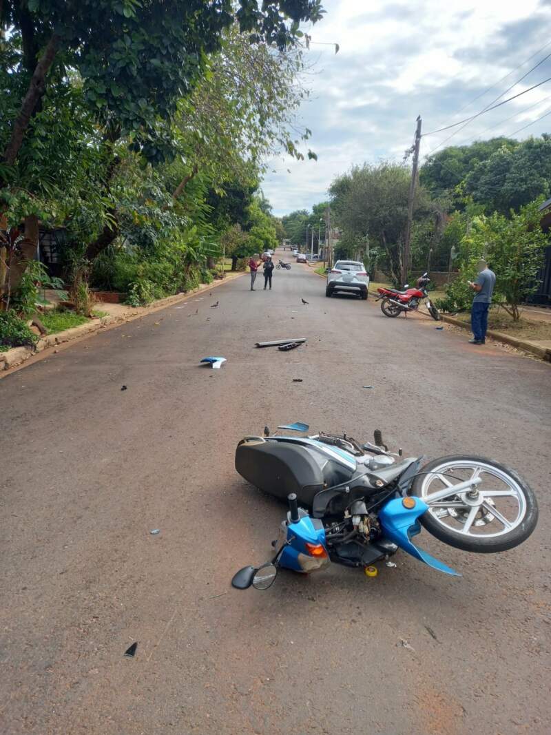 Motociclista fue hospitalizada tras un choque con una camioneta en Posadas imagen-6