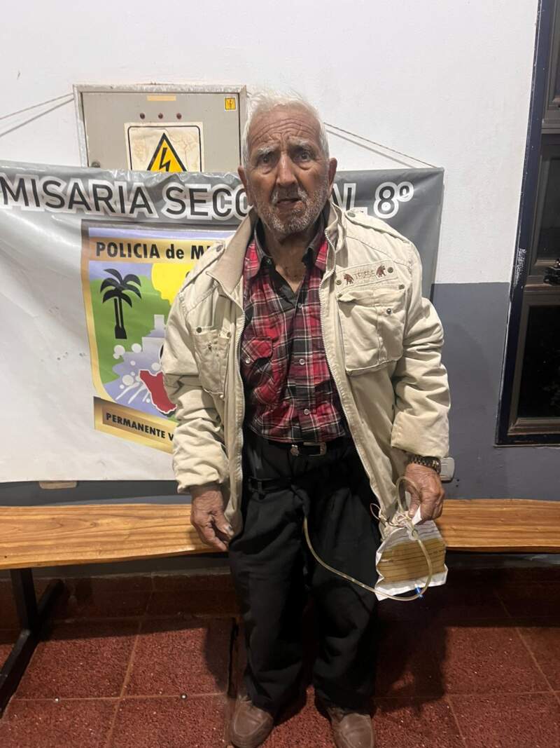 Buscan a la familia de un hombre de 86 años hallado desorientado en Posadas imagen-2