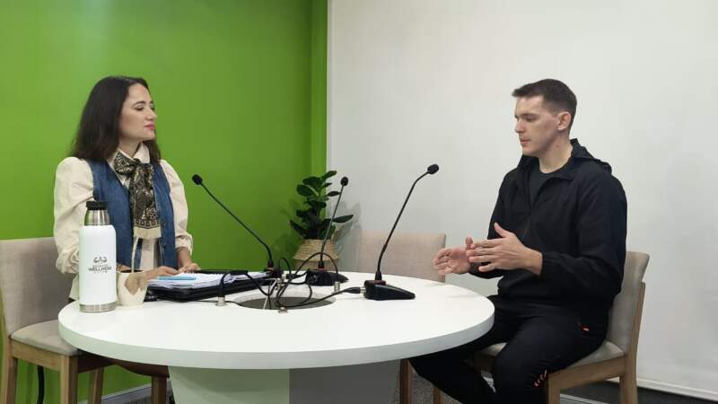 Entrenar, comer mejor y sostener hábitos: Alan Kurtz pasó por Espacio Wellness y dejó una guía clara para no frustrarse en el camino 3 Entrenar, comer mejor y sostener hábitos: Alan Kurtz pasó por Espacio Wellness y dejó una guía clara para no frustrarse en el camino imagen-2