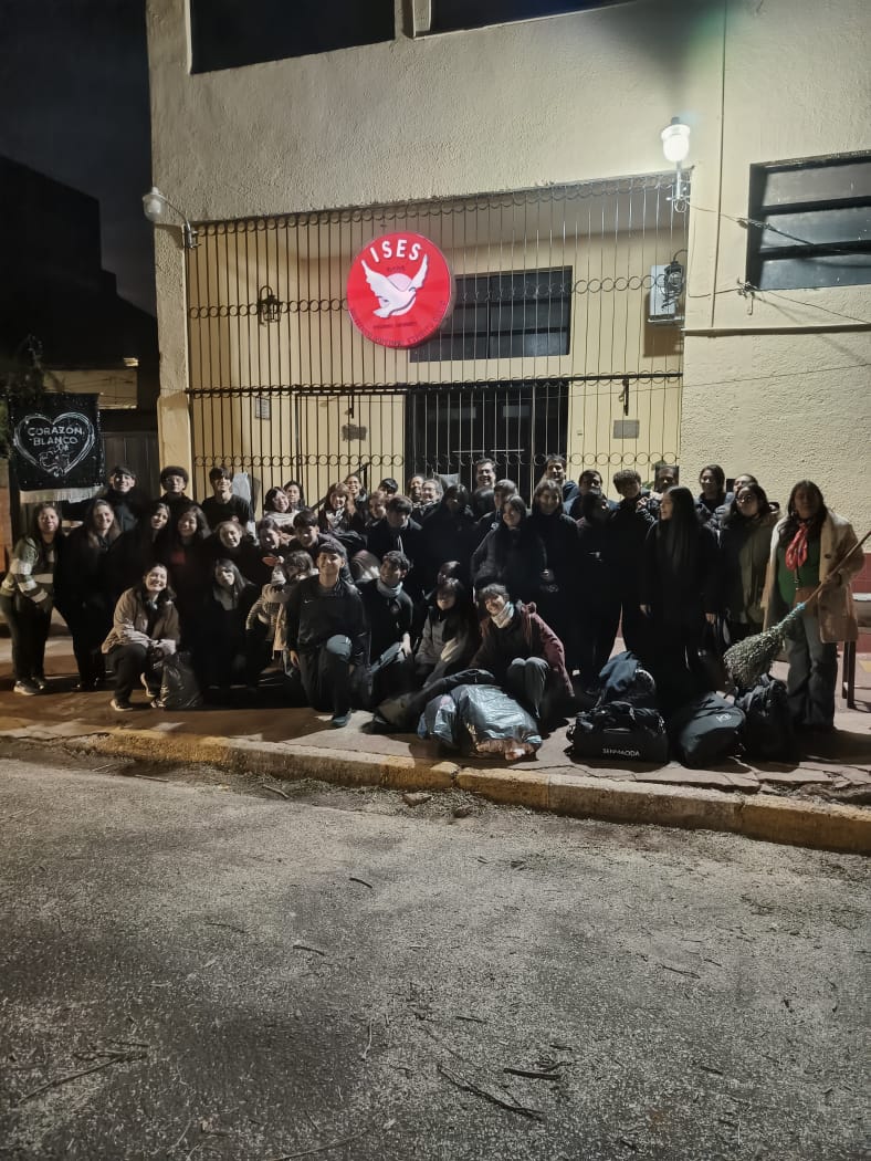 El Ballet “Corazón Blanco” del Ises representará a Misiones en Córdoba tras consagrarse campeón en el selectivo provincial 3 El Ballet “Corazón Blanco” del Ises representará a Misiones en Córdoba tras consagrarse campeón en el selectivo provincial imagen-2