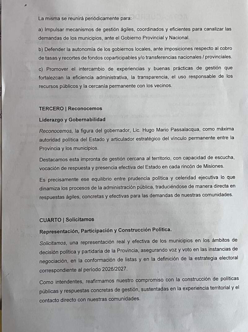 El “Acuerdo de Ruiz de Montoya”: 67 intendentes sellaron unidad política, municipalismo y respaldo a la gobernabilidad provincial 5 El “Acuerdo de Ruiz de Montoya”: 67 intendentes sellaron unidad política, municipalismo y respaldo a la gobernabilidad provincial imagen-4