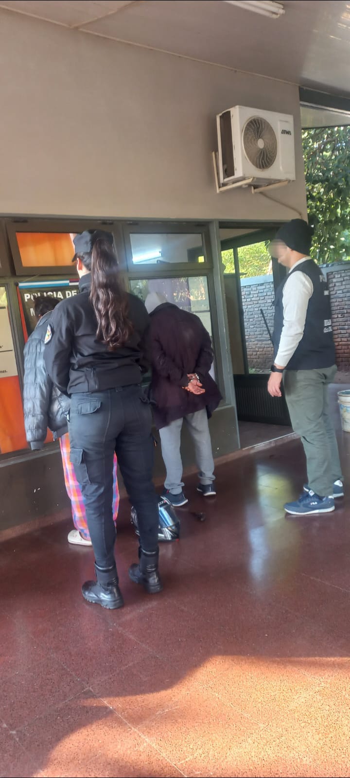 Robaban, acopiaban y revendían: cayó una red delictiva tras un allanamiento en Posadas imagen-7
