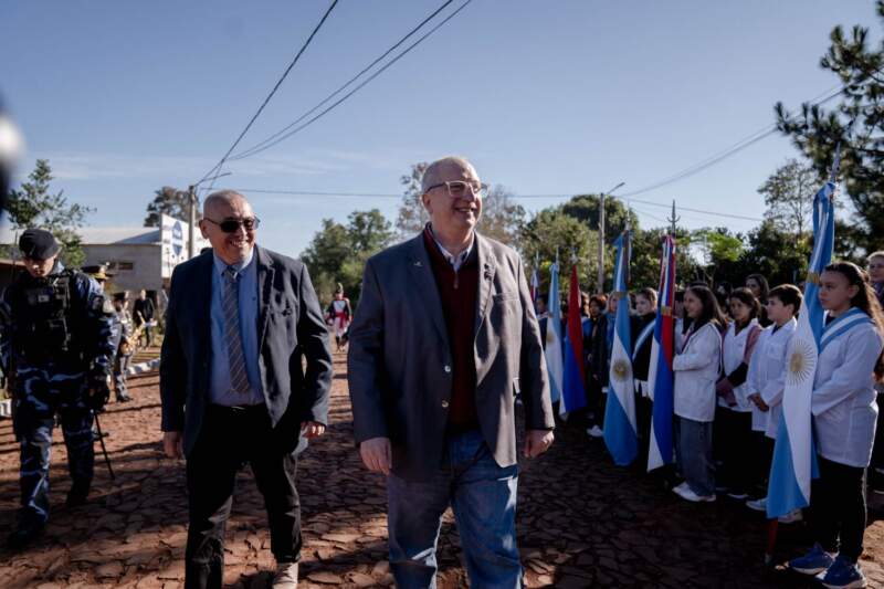 En el aniversario de El Alcázar, Passalacqua llamó a "tirar juntos del carro" imagen-12