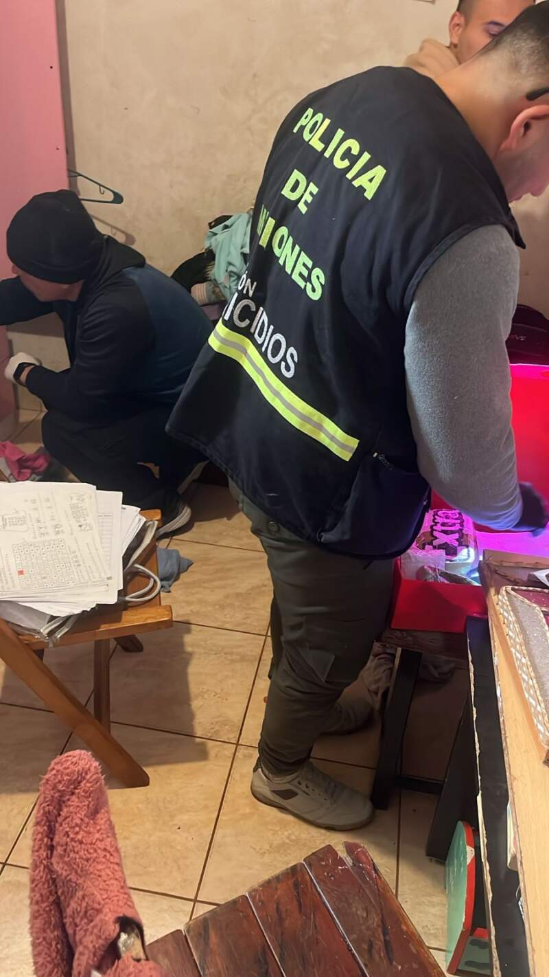 Avanza la investigación por el homicidio en Puerto Rico: La policía arrestó a un sospechoso e incautó elementos para pericias 3 Avanza la investigación por el homicidio en Puerto Rico: La policía arrestó a un sospechoso e incautó elementos para pericias imagen-2