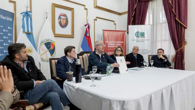 Passalacqua encabezó el lanzamiento de créditos productivos por $97 mil millones junto al Banco Nación 4 Passalacqua encabezó el lanzamiento de créditos productivos por $97 mil millones junto al Banco Nación imagen-3