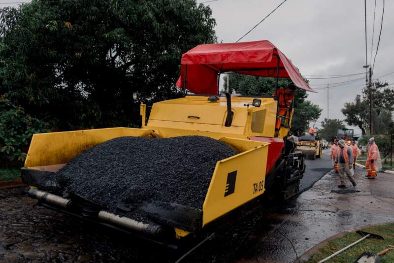 Passalacqua recorrió obras viales en Puerto Iguazú y destacó el trabajo conjunto para mejorar la conectividad imagen-2