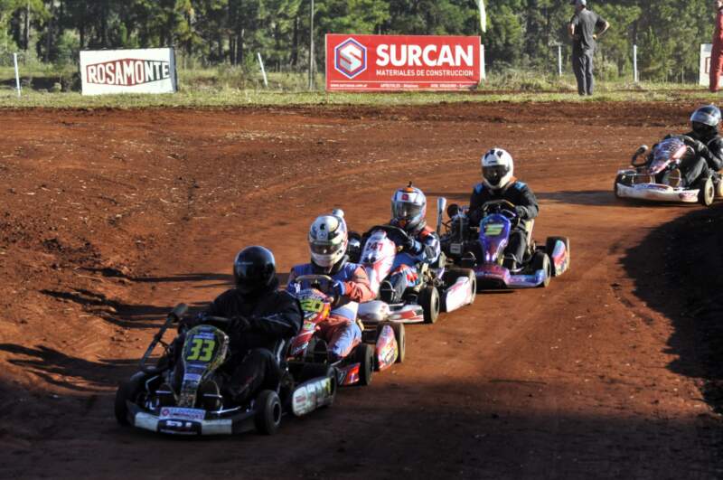 Karting: con 128 pilotos comenzó la fiesta de los invitados en Apóstoles imagen-12