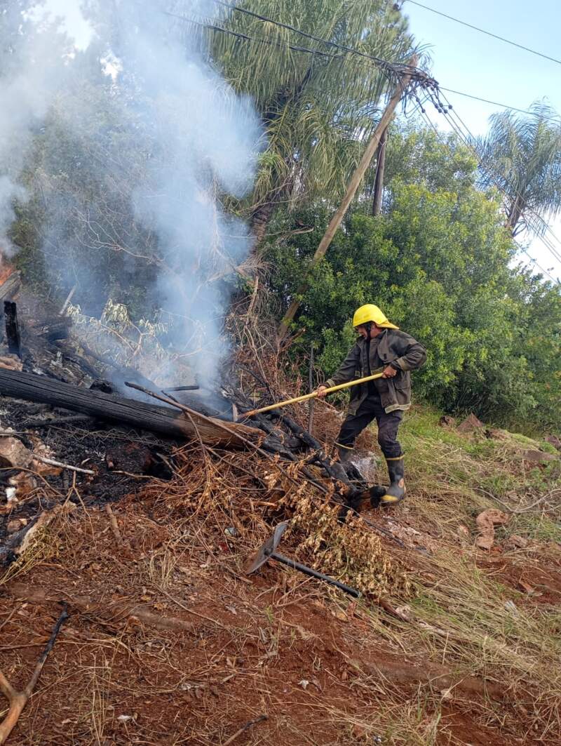 Bomberos de Misiones: una jornada intensa con rescates, incendios y asistencia en toda la provincia en menos de 24 horas imagen-5