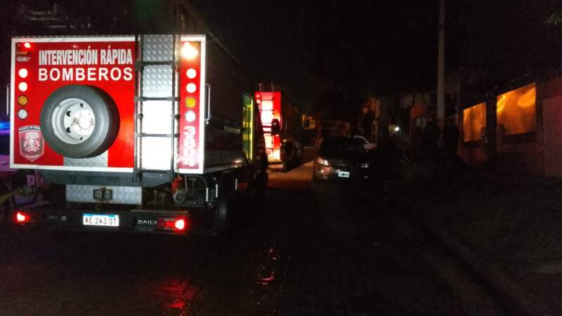 Presunto incendio intencional destruyó una vivienda y dañó otra en Posadas imagen-5