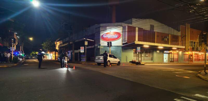 Choque entre un auto y una moto en Posadas: un joven resultó lesionado imagen-20