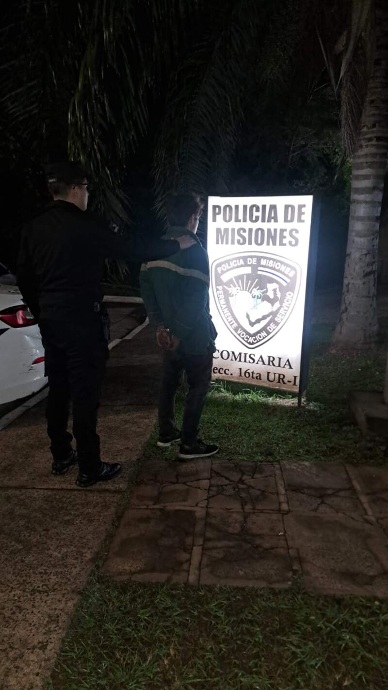 Operativo cerrojo con apoyo de cámaras y drones tuvo como resultado 18 detenidos en barrios posadeños 5 Operativo cerrojo con apoyo de cámaras y drones tuvo como resultado 18 detenidos en barrios posadeños imagen-4