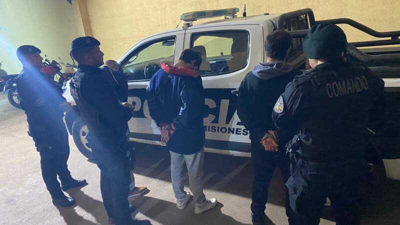 Operativo cerrojo con apoyo de cámaras y drones tuvo como resultado 18 detenidos en barrios posadeños 3 Operativo cerrojo con apoyo de cámaras y drones tuvo como resultado 18 detenidos en barrios posadeños imagen-2