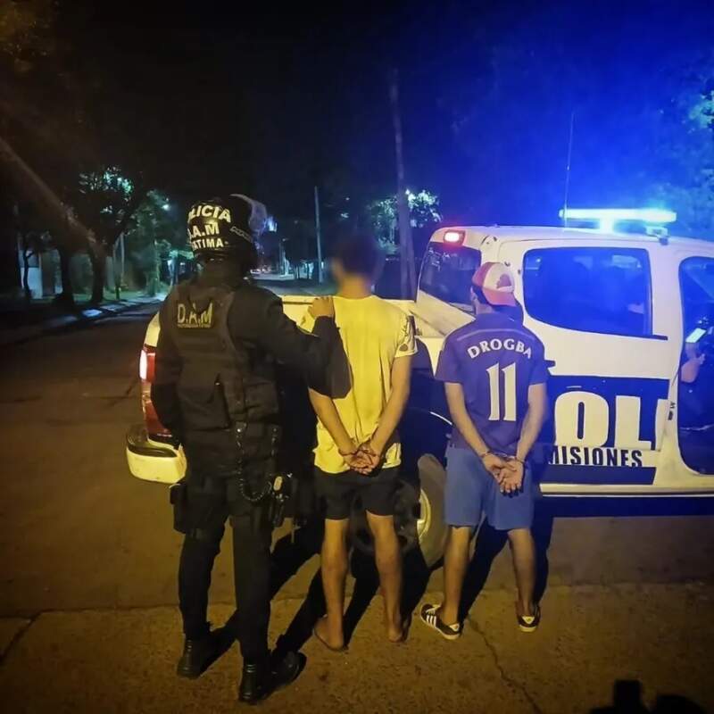 Operativo cerrojo con apoyo de cámaras y drones tuvo como resultado 18 detenidos en barrios posadeños 13 Operativo cerrojo con apoyo de cámaras y drones tuvo como resultado 18 detenidos en barrios posadeños imagen-12