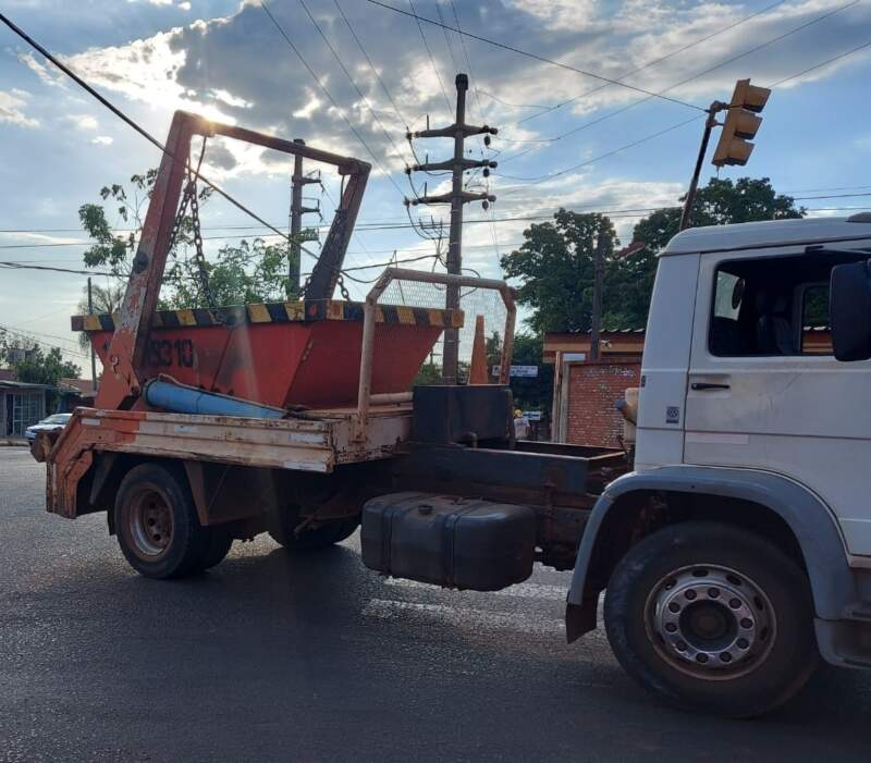 Posadas reglamenta el uso de volquetes y crece la polémica por los costos: transportistas advierten que el servicio podría duplicarse imagen-13