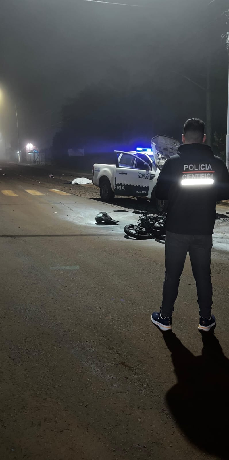 Motociclista falleció tras un siniestro vial sobre la avenida del Colono en Dos de Mayo imagen-6