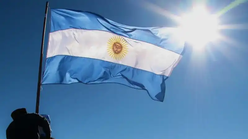 Argentina, sentada sobre una fortuna oculta: solo se exploró el 20% del territorio y ya hay más de 26 mil depósitos mineros identificados imagen-6