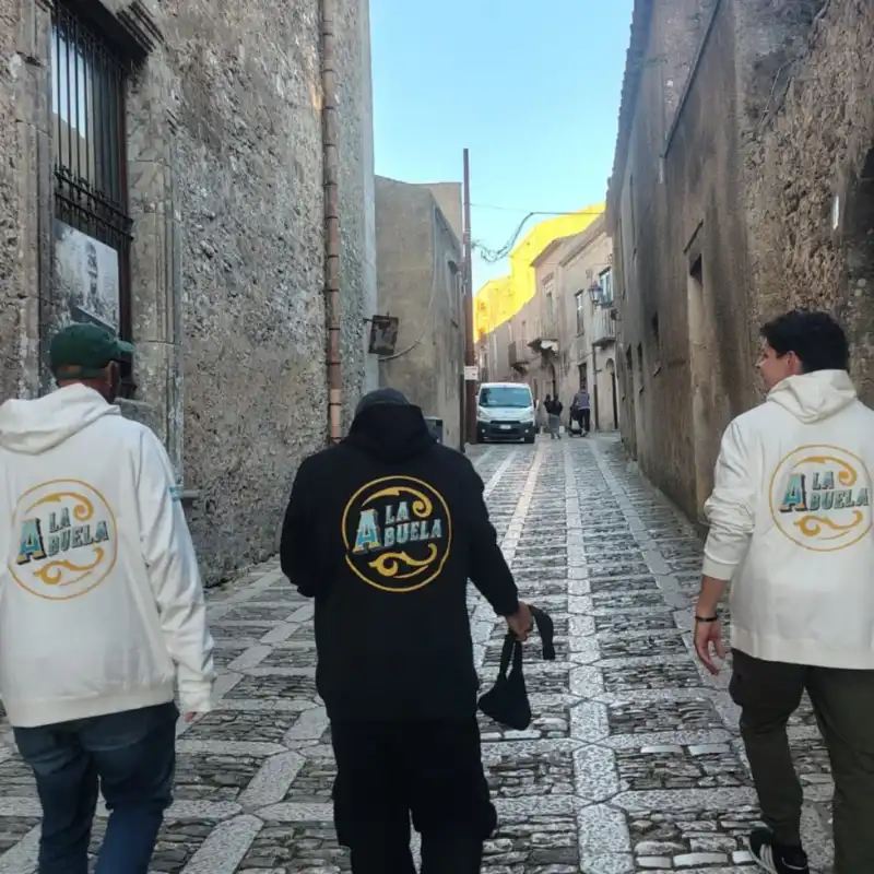 Jóvenes misioneros inauguran restaurante argentino en Italia y llevan los sabores del NEA a Europa imagen-5