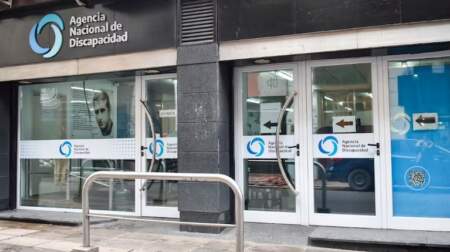 Escándalo en Andis: investigan compras con sobreprecios de hasta 4239% y citan a empresarios imagen-13