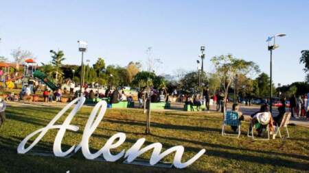 Apuesta al emprendedurismo: Alem impulsa el trabajo independiente ante la falta de empleo masivo imagen-11