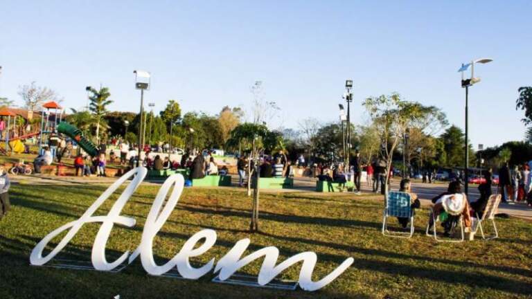 Más de 300 nuevos comercios en Alem: la apuesta al emprendedurismo como salida laboral Más de 300 nuevos comercios en Alem: la apuesta al emprendedurismo como salida laboral imagen-14