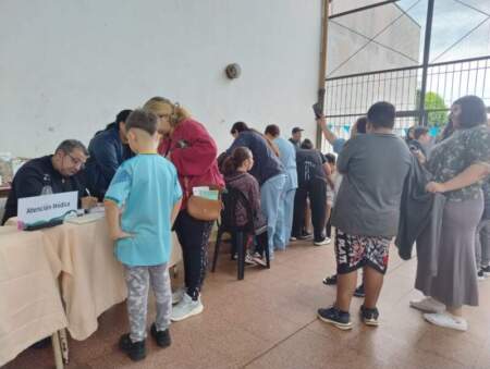 Posadas: En una sola mañana, familias del A3-2 resolvieron controles médicos, vacunas y trámites sin salir del barrio Posadas: En una sola mañana, familias del A3-2 resolvieron controles médicos, vacunas y trámites sin salir del barrio imagen-4