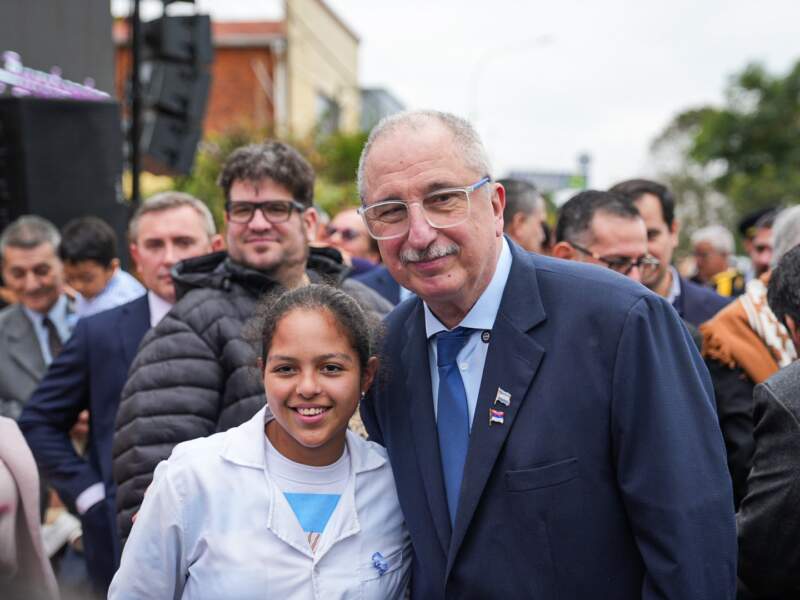 Aniversario de la Revolución de Mayo: El Gobernador destacó la unidad y el afecto popular en San Ignacio 6 Aniversario de la Revolución de Mayo: El Gobernador destacó la unidad y el afecto popular en San Ignacio imagen-5