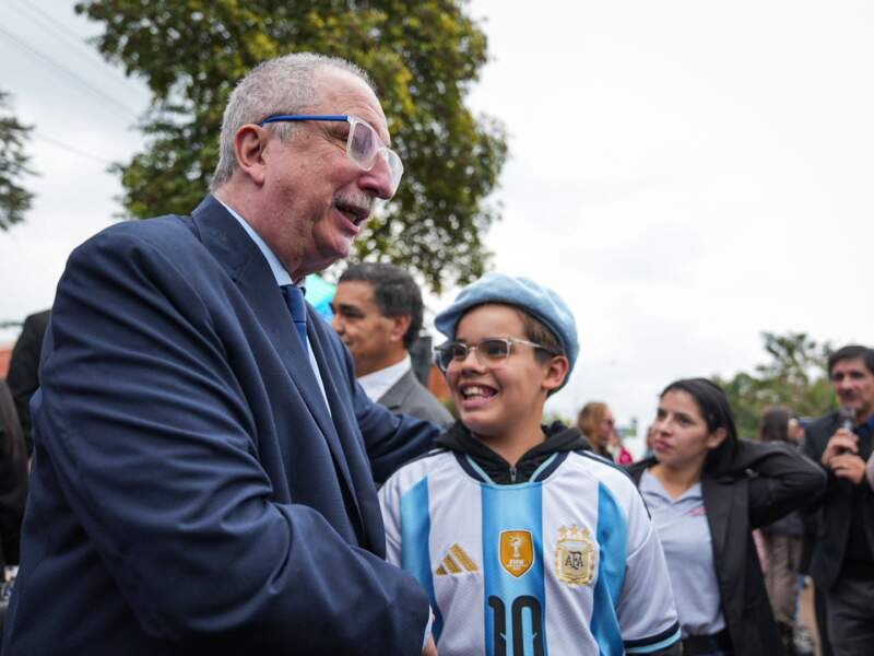 Aniversario de la Revolución de Mayo: El Gobernador destacó la unidad y el afecto popular en San Ignacio 8 Aniversario de la Revolución de Mayo: El Gobernador destacó la unidad y el afecto popular en San Ignacio imagen-7