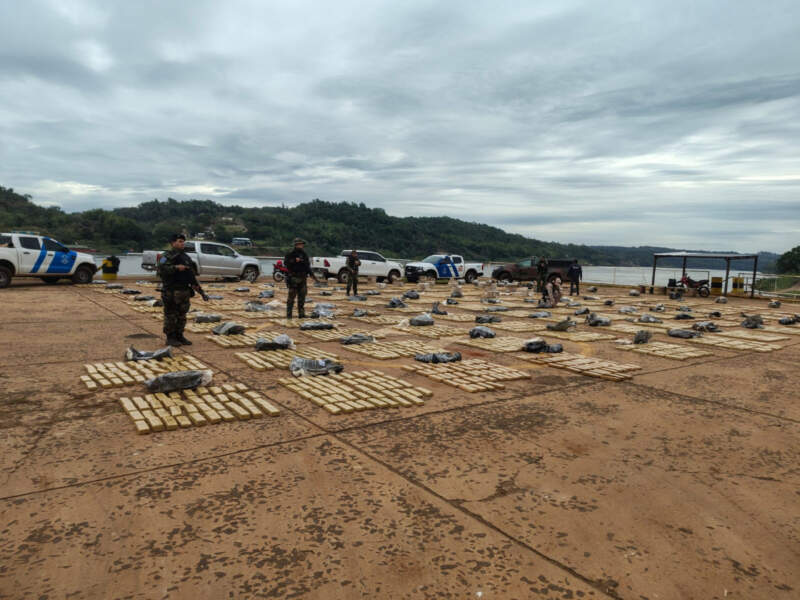 Megaoperativo contra el narcotráfico: Secuestran más de tres toneladas de droga en Misiones imagen-2