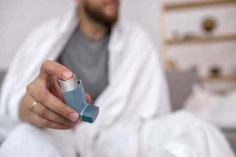 Asma, estrés y exceso de pantallas: las recomendaciones de un especialista para prevenir complicaciones y mejorar la calidad de vida Asma, estrés y exceso de pantallas: las recomendaciones de un especialista para prevenir complicaciones y mejorar la calidad de vida imagen-9