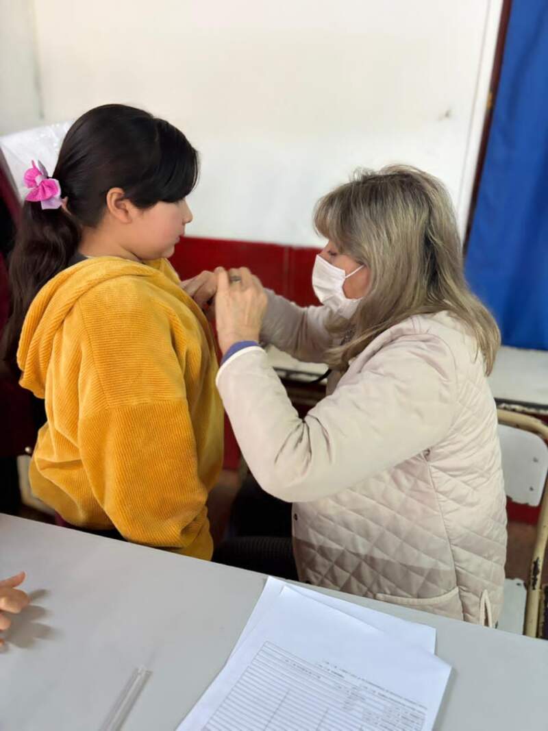 Más de 500 vecinos accedieron a servicios de salud y trámites gratuitos en un operativo integral del PAS 9 Más de 500 vecinos accedieron a servicios de salud y trámites gratuitos en un operativo integral del PAS imagen-8