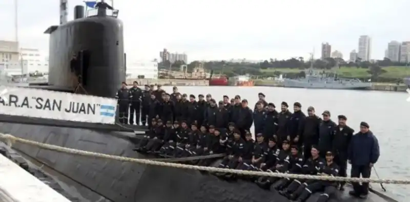 ARA San Juan: la Fiscalía pidió hasta cinco años de prisión para exjefes de la Armada por el hundimiento del submarino imagen-8