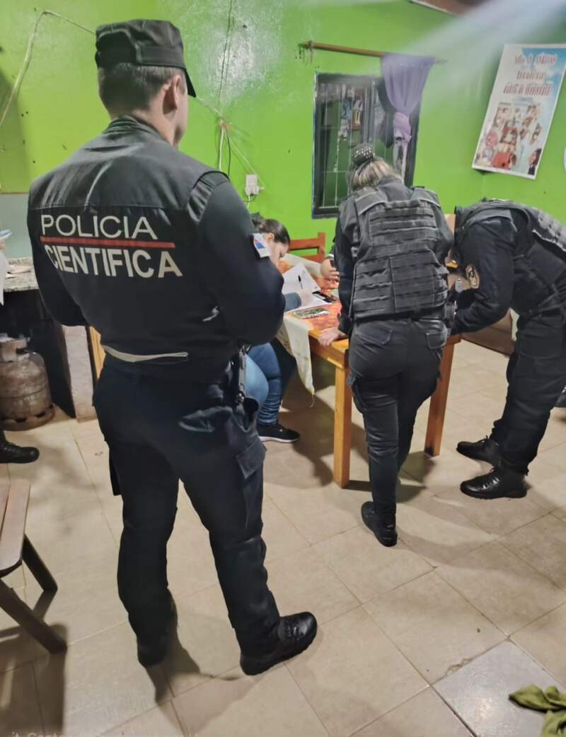 Caso Dulce María Candia: secuestraron un vehículo, celulares y prendas durante tres allanamientos simultáneos imagen-4