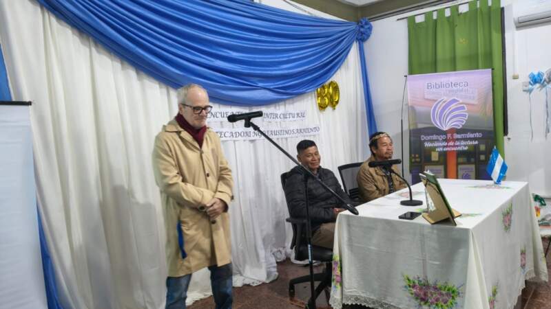 Encuentro multicultural en la Biblioteca Sarmiento 4 Encuentro multicultural en la Biblioteca Sarmiento imagen-3